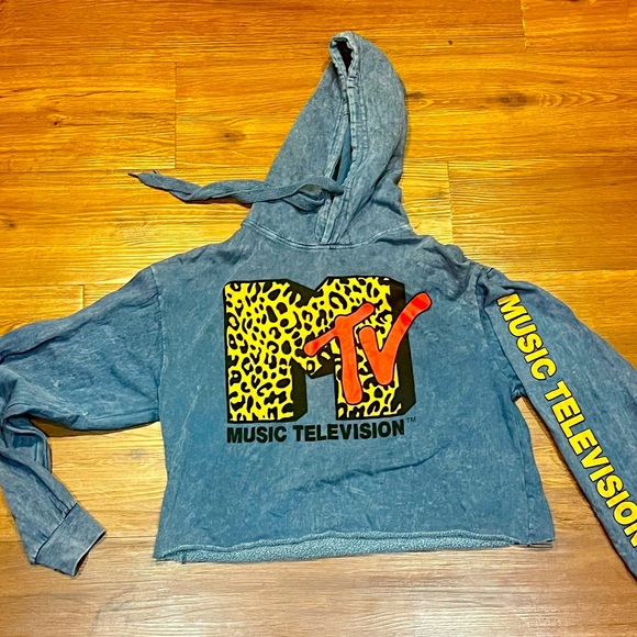 MTV Music Television blue cropped hoodie with animal leopard print logo Sz. M - Picture 2 of 6